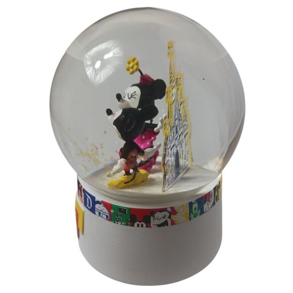 Disney WDW Resort 2021 Mickey & Minnie Mouse Snow Globe - Picture 5 of 8
